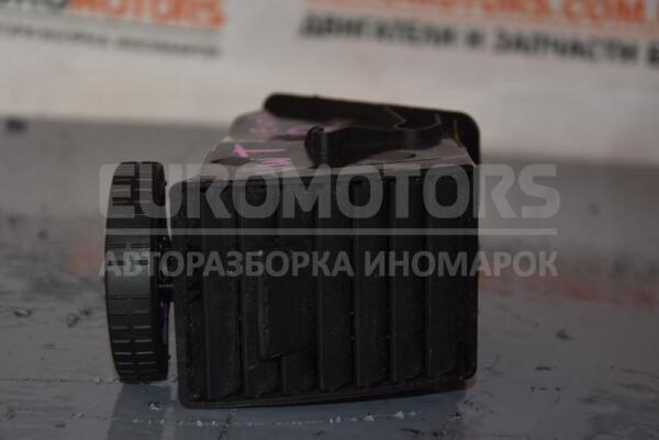 Дефлектор воздушный центральный правый VW Transporter (T5) 2003-2015 7H0815706A 71486  euromotors.com.ua