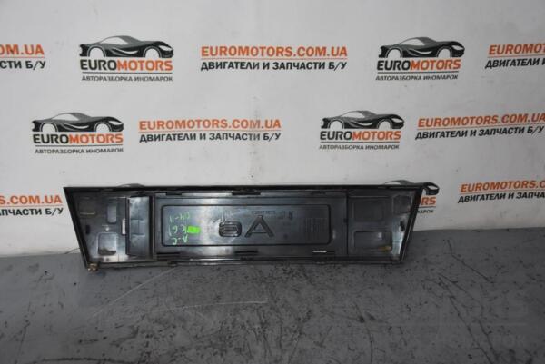 Рамка для крепления номера Audi A6 (C6) 2004-2011 4F0807285 75763 - 2