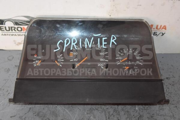 Панель приборов -00 Mercedes Sprinter (901/905) 1995-2006 MB0005421201 75924  euromotors.com.ua