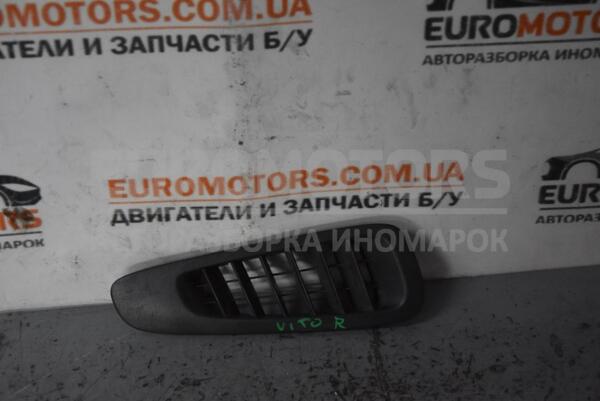 Решітка в торпедо (дефлектор) права Mercedes Vito (W639) 2003-2014 A6398310160 76276  euromotors.com.ua