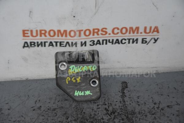 Напрямна тяги задніх дверей низ Citroen Jumper 2002-2006  76606  euromotors.com.ua