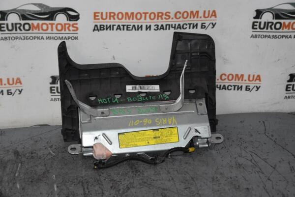 Подушка безпеки ліва для ніг Airbag Toyota Yaris 2006-2011 305477010FKA 77576 - 2