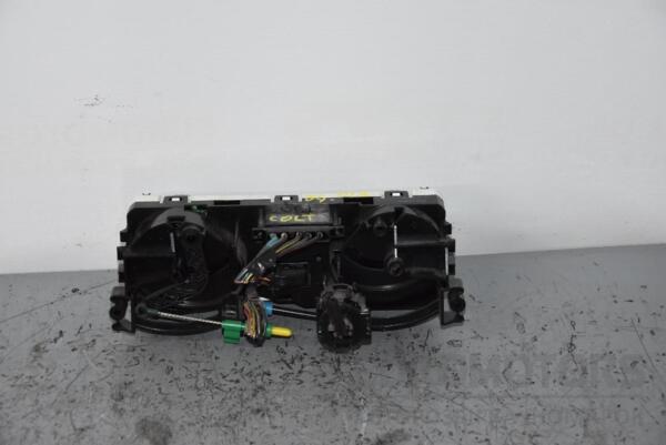 Блок управления печкой климат Mitsubishi Colt (Z3) 2004-2012 69667016 77915 - 2