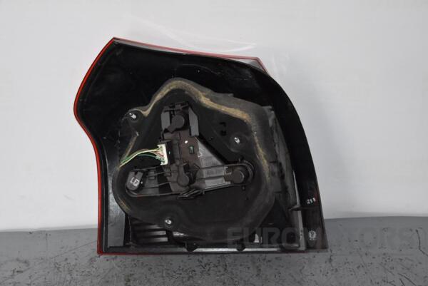 Фонарь правый -04 хетч Toyota Corolla (E12) 2001-2006 8155102150 77959 - 2