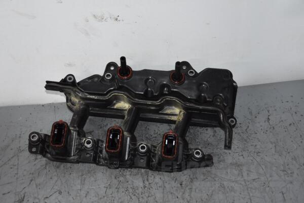 Кришка клапанна (сапун) Renault Master 2.3dCi 2010 8200924262 78116 - 2