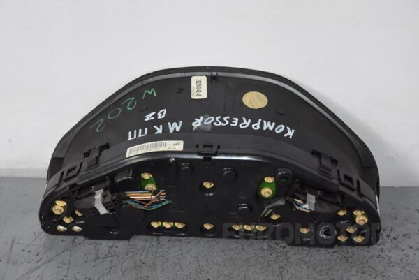 Панель приладів Mercedes C-class (W202) 1993-2000 A2025404048 78237 - 2
