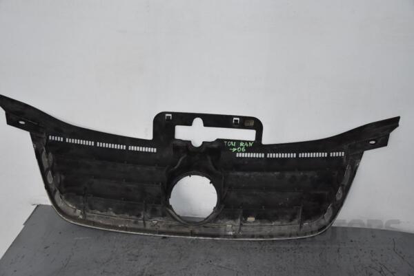 Решетка радиатора -06 VW Touran 2003-2010 1T0853651 80039 - 2