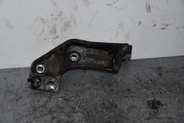 Кронштейн кріплення двигуна Renault Trafic 1.9dCi 2001-2014 8200157461 80406 - 2