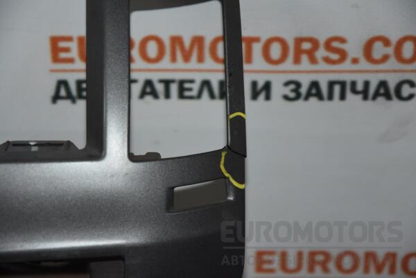 Консоль центральна в торпедо Opel Zafira (B) 2005-2011 13162556 77413 - 2