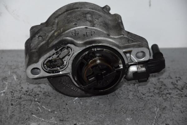 Вакуумний насос Ford Focus 1.6tdci (II) 2004-2011 D1562A1906P 82249 - 2