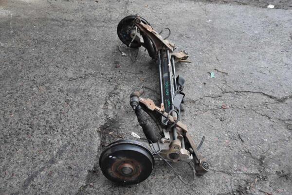 Балка задня в зборі під барабани з ABS Citroen Berlingo 1996-2008 9634828210 82620 - 4