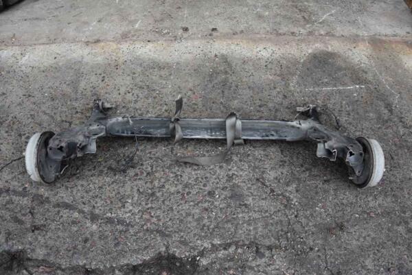 Балка задня в зборі під барабани з ABS Mitsubishi Colt (Z3) 2004-2012 4120A042 82628 - 2