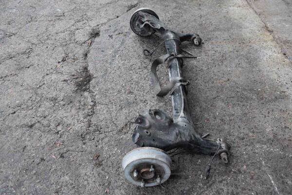 Балка задня в зборі під барабани з ABS Mitsubishi Colt (Z3) 2004-2012 4120A042 82628 - 3