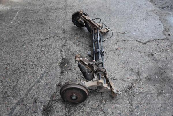Балка задня в зборі під барабани з ABS Citroen Berlingo 1996-2008 9634828210 82632 - 3
