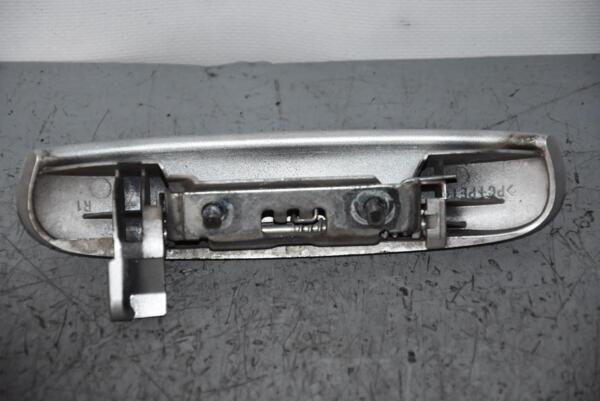 Ручка двері зовнішня передня права Mitsubishi Colt (Z3) 2004-2012 MR959254BE 82759 - 2