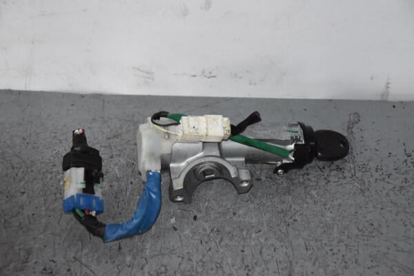 Замок запалювання в зборі ключ Hyundai i10 2007-2013 83015 - 2