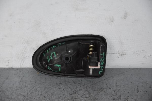 Ручка двері внутрішня задня ліва Renault Trafic 2001-2014 7700423887 83038 - 2