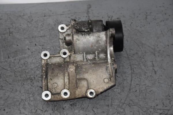 Кронштейн генератора Kia Sorento 2.5crdi 2002-2009 83183 - 2