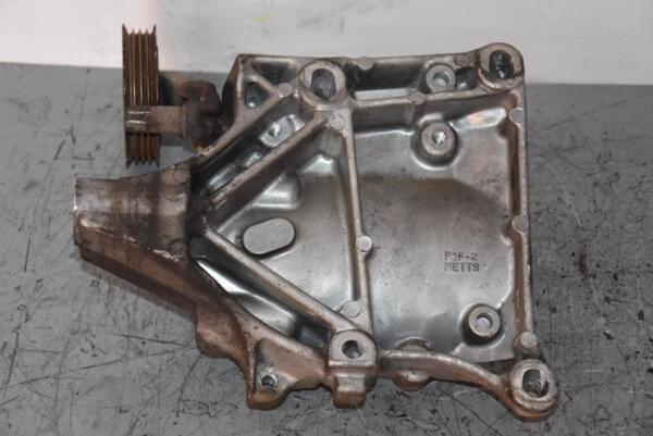 Кронштейн компресора концідіонера Honda CR-V 2.0 16V 1995-2002 83225 - 2