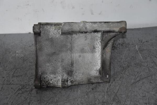 Кронштейн турбины Mercedes C-class 2.0 16V (W202) 1993-2000 R1110960345 83508 - 3