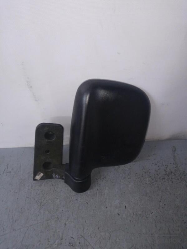 Дзеркало ліве механ Hyundai H1 1997-2007 83669 - 2