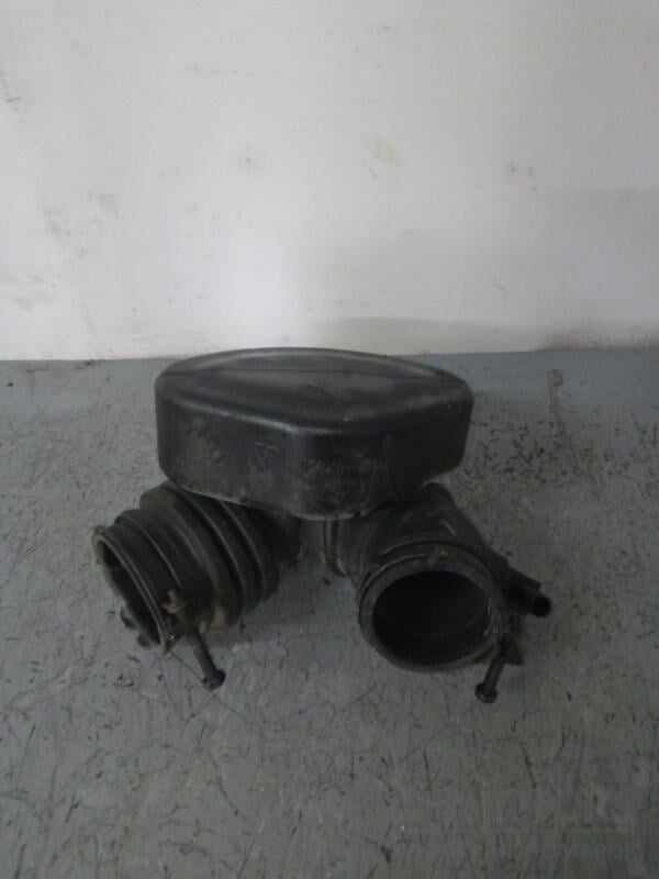 Патрубок воздушного фильтра Hyundai i10 1.1 12V 2007-2013 281920X000 83727 - 2