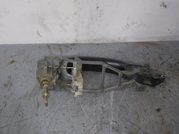 Ручка двері зовнішня передня ліва VW Touareg 2002-2010 7L6837205C 83887 - 2