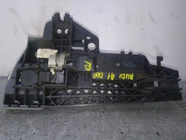 Ручка двери наружная передняя правая Audi A1 2010 8T2837886B 84069 - 2