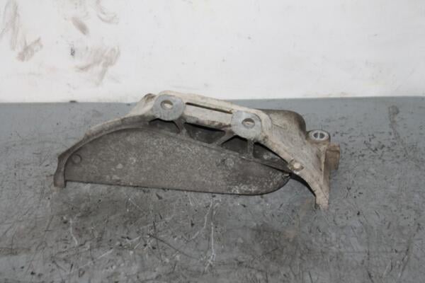 Кронштейн КПП Suzuki Ignis 1.3 16V 2003-2008 84857 - 2