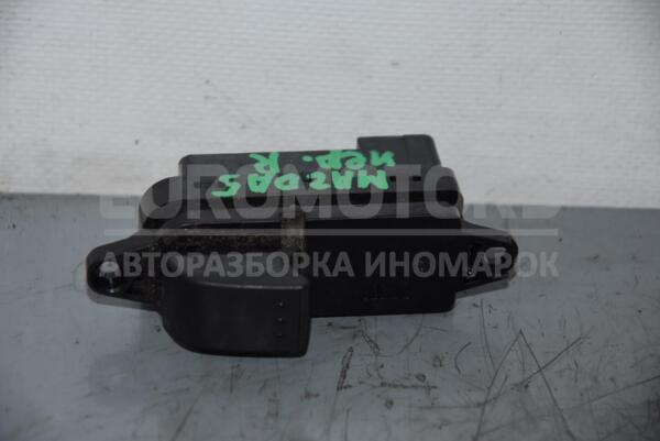 Кнопка стеклоподъемника передняя правая Mazda 5 2005-2010 CC3366370A 85747  euromotors.com.ua