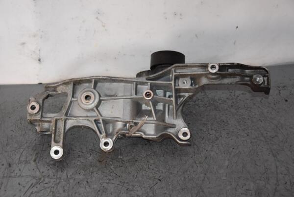 Кронштейн генератора Peugeot 5008 2.0hdi 2009-2017 9688628680 86343 - 2