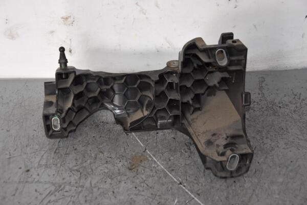 Кронштейн кріплення колектора впускного Peugeot 5008 2.0hdi 2009-2017 9674482280 86373 - 2