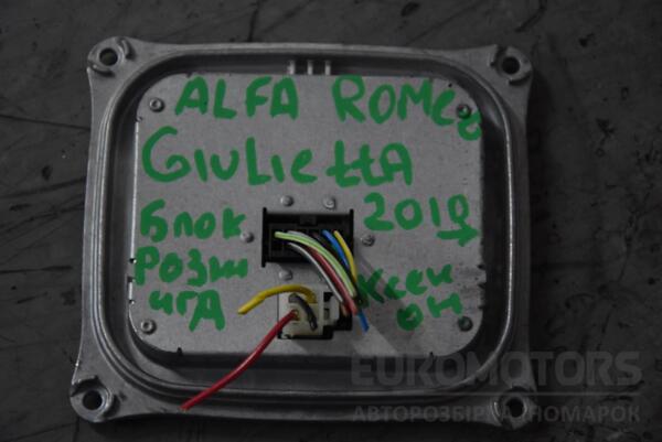 Блок розпалювання розряду фари ксенон Alfa Romeo Giulietta 2010 130732928400 86557 - 2