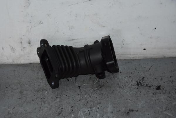 Патрубок повітряний Ford Focus 1.6tdci (II) 2004-2011 9650142980 86692 - 2