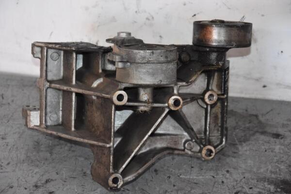 Кронштейн крепления генератора Citroen C5 2.0hdi 2001-2008 87055 - 2