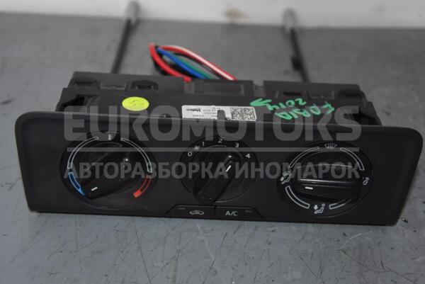 Блок управління пічкою кондиціонером Skoda Fabia 2014 6V0820045A 87212 euromotors.com.ua