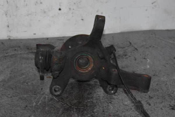 Поворотный кулак левый с ABS в сборе ступица Mercedes Vito (W638) 1996-2003 A6383320224 87708 - 2
