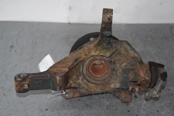Поворотний кулак правий без ABS в зборі ступиця Renault Trafic 2001-2014 87920 - 2