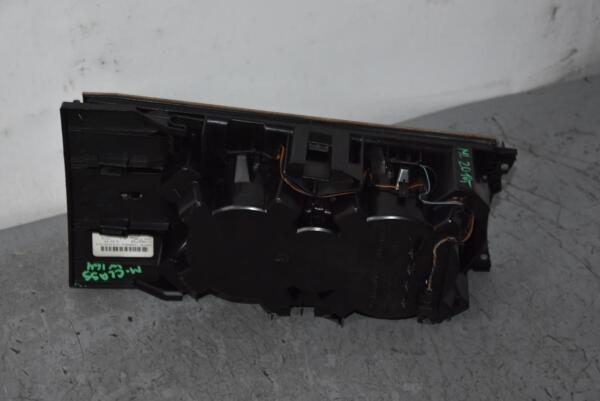 Підсклянник в консоль Mercedes M-Class (W164) 2005-2011 A1646801814 89101 - 2