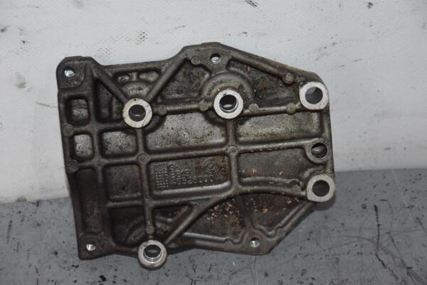 Кронштейн компресора кондиціонера Fiat Doblo 1.9jtd 2000-2009 46526000 89709 - 2