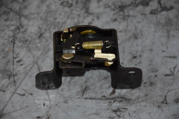 Замок скла багажника Hyundai Tucson 2004-2009 89901 - 2