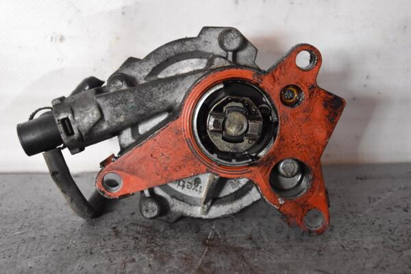 Вакуумний насос 10 Renault Trafic 2.0dCi 2001-2014 8200881338 90801 - 2