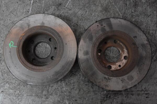 Диск тормозной передний Nissan Note (E11) 2005-2013 93833 - 2