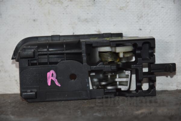 Ручка двері внутрішня передня права Suzuki Swift 2004-2010 8311062J10BWL 94827 - 2