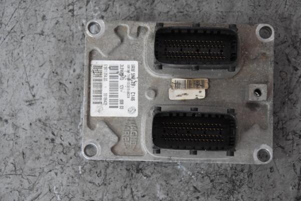 Блок управления двигателем Fiat Stilo 1.6 16V 2001-2007 55186425 95136 - 2