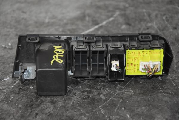 Кнопка корректора фар Nissan Note (E11) 2005-2013 96733 - 2