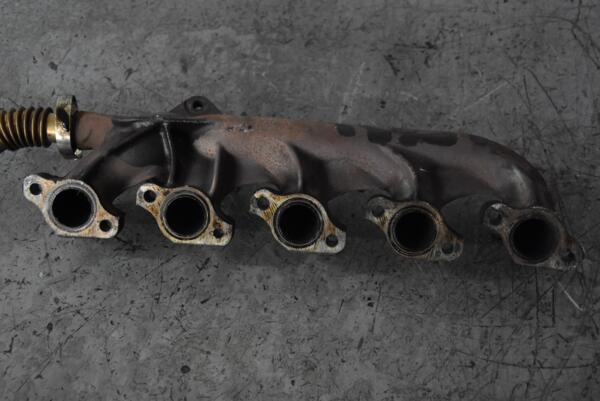 Колектор випускний Volvo V70 2.4td D5 2001-2006 30637797 97262 - 2