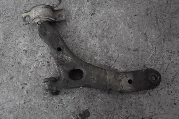 Важіль передній лівий Ford Connect 2002-2013 98218 - 2