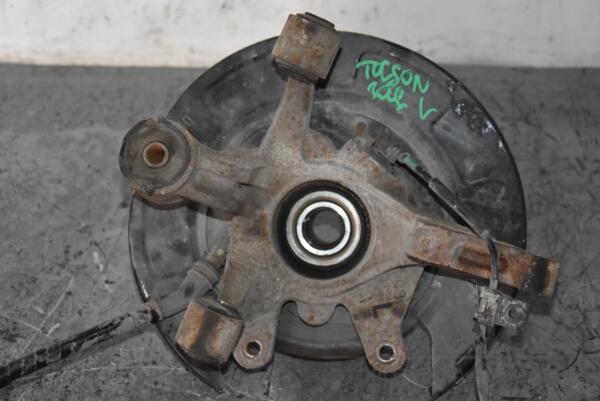 Цапфа левая с ABS в сборе ступица 4x4 Hyundai Tucson 2004-2009 527001F700 98468 - 2