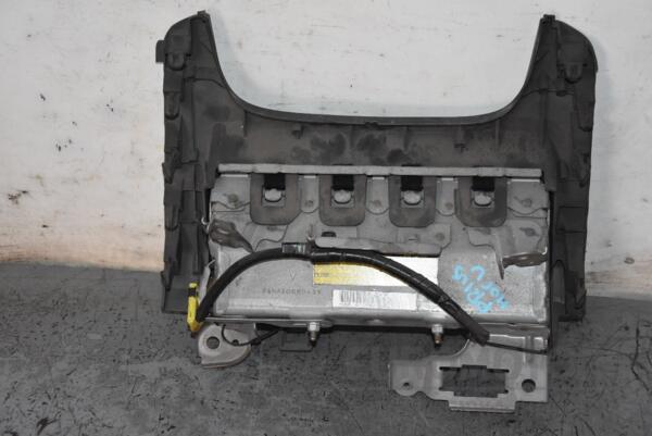 Подушка безопасности колен водителя Airbag Toyota Prius (XW20) 2003-2009 99078 - 2